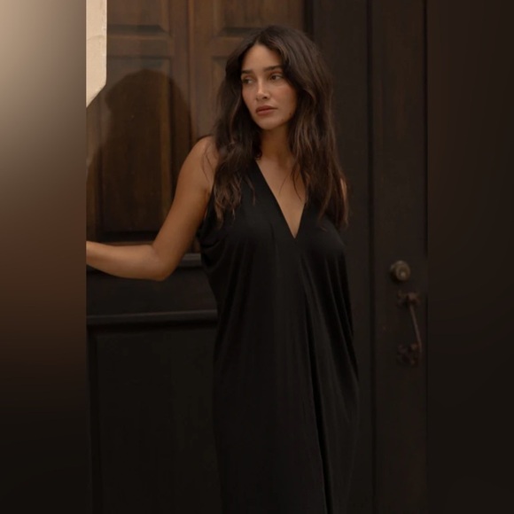 Marimu Calma Kaftan Dress Black Medium - Picture 2 of 9